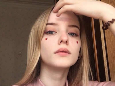 相亲女微信聊天很冷淡是不是意味着没戏插图