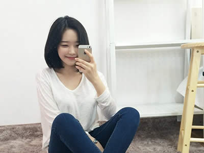 天蝎座女生女生会陪不喜欢的人聊天么?插图 天蝎座女生女生会陪不喜欢的人聊天么?插图
