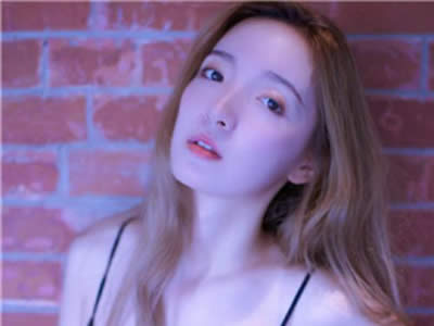 想追一个女孩是先表白还是直接约出来？插图