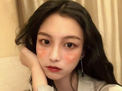 如果一个女生喜欢你会有什么表现?这三个欲望很强烈插图 如果一个女生喜欢你会有什么表现?这三个欲望很强烈插图