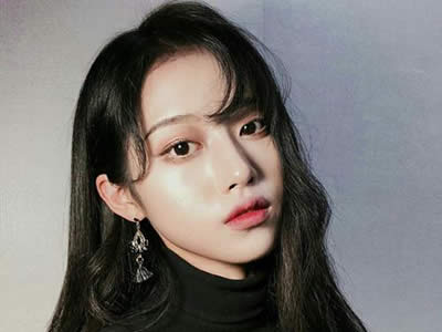 这三个表现说明女生很可能偷偷喜欢你